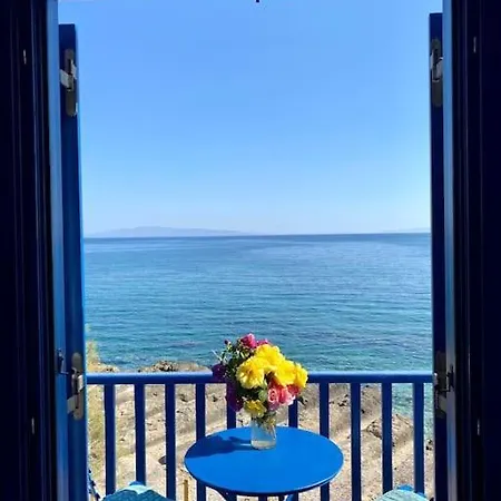 Cavos Studio By The Sea *